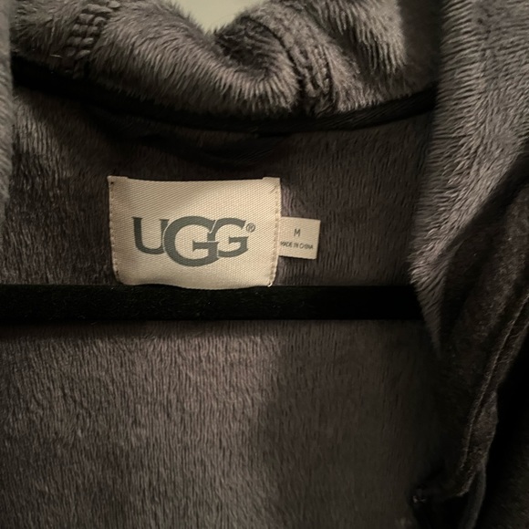 UGG zip hoodie - grey NWOT - Picture 2 of 4